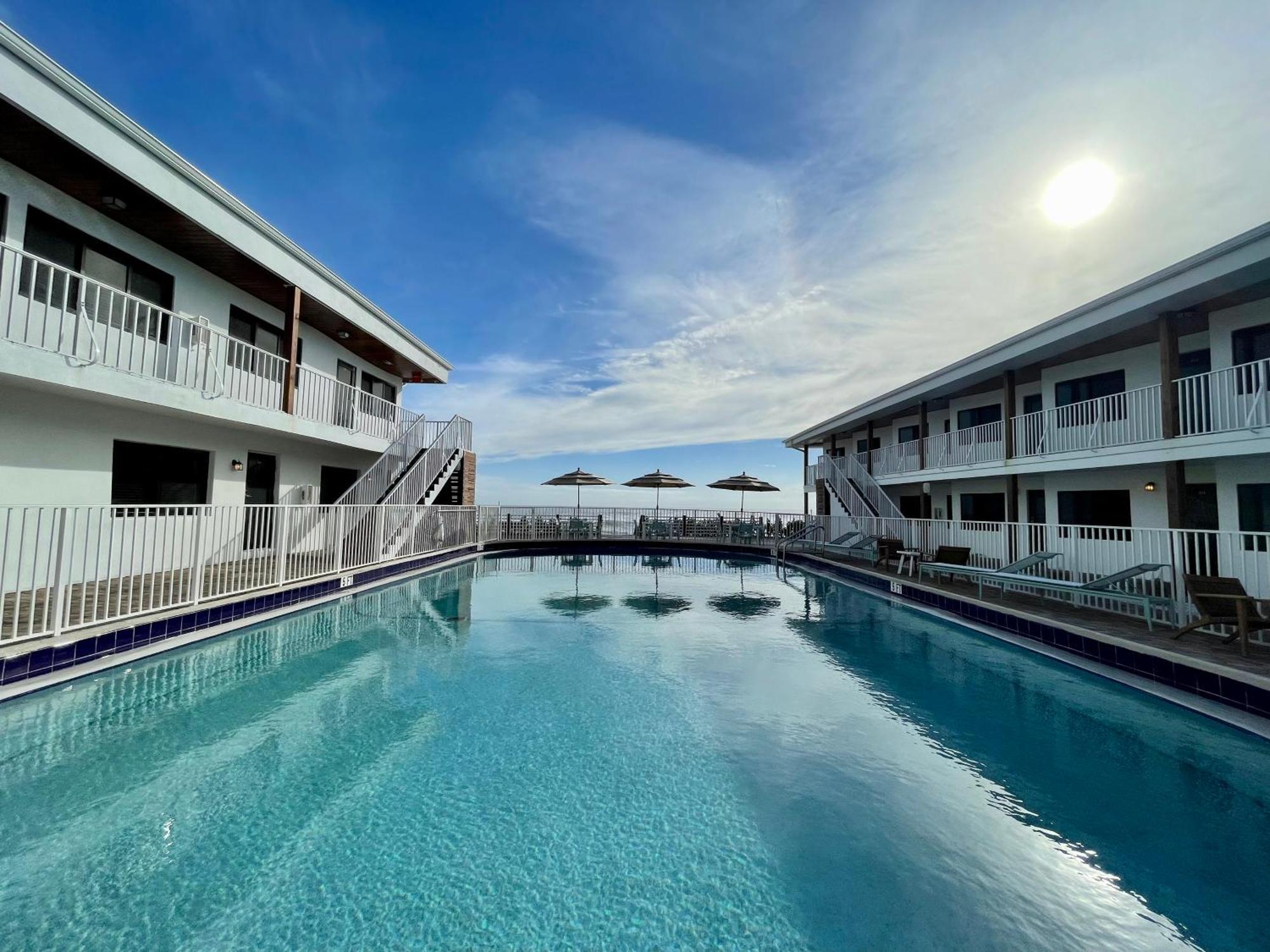 Melbourne Beach Resort Exteriör bild